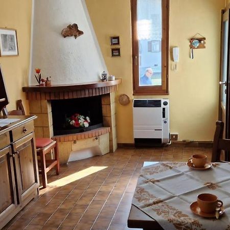 Apartamento Cascina Del Galin Lanzo dʼIntelvi Exterior foto